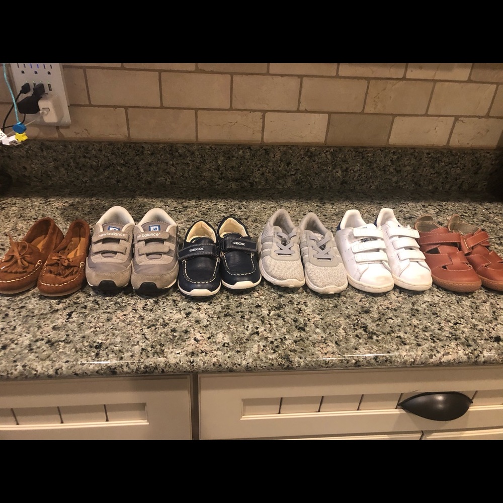 Boys shoes